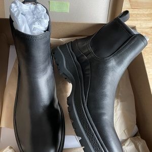 Madewell Dani Chelsea Lugsole Boot